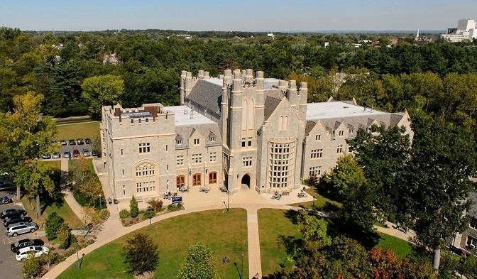 康涅狄格大學(xué) (1).jpg